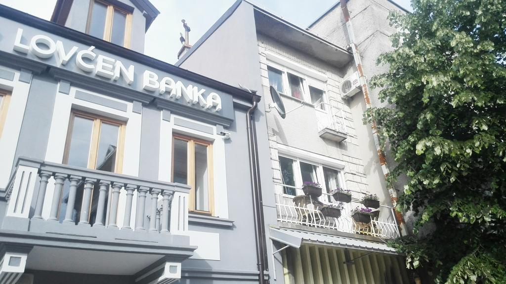 Apartment The Royal Square Τσέτινιε Εξωτερικό φωτογραφία