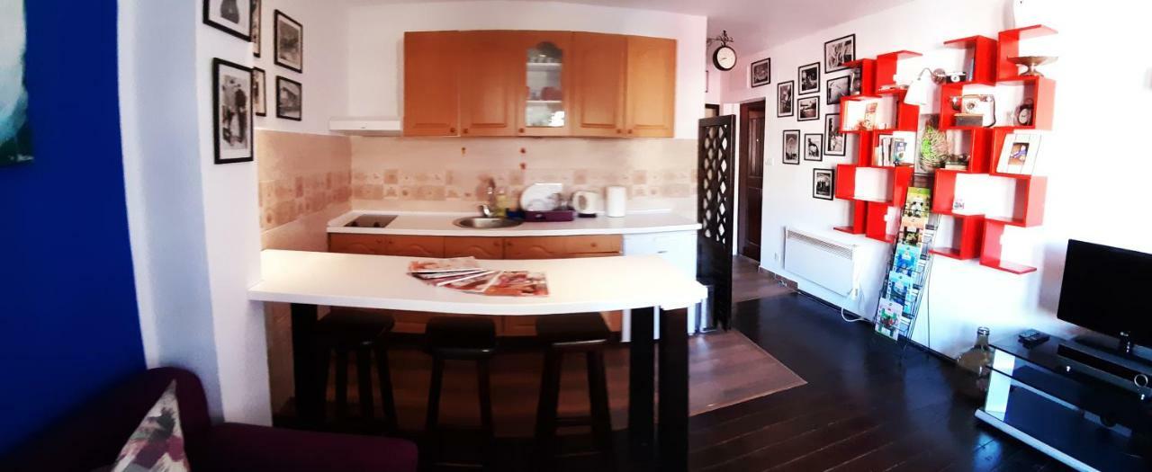 Apartment The Royal Square Τσέτινιε Εξωτερικό φωτογραφία
